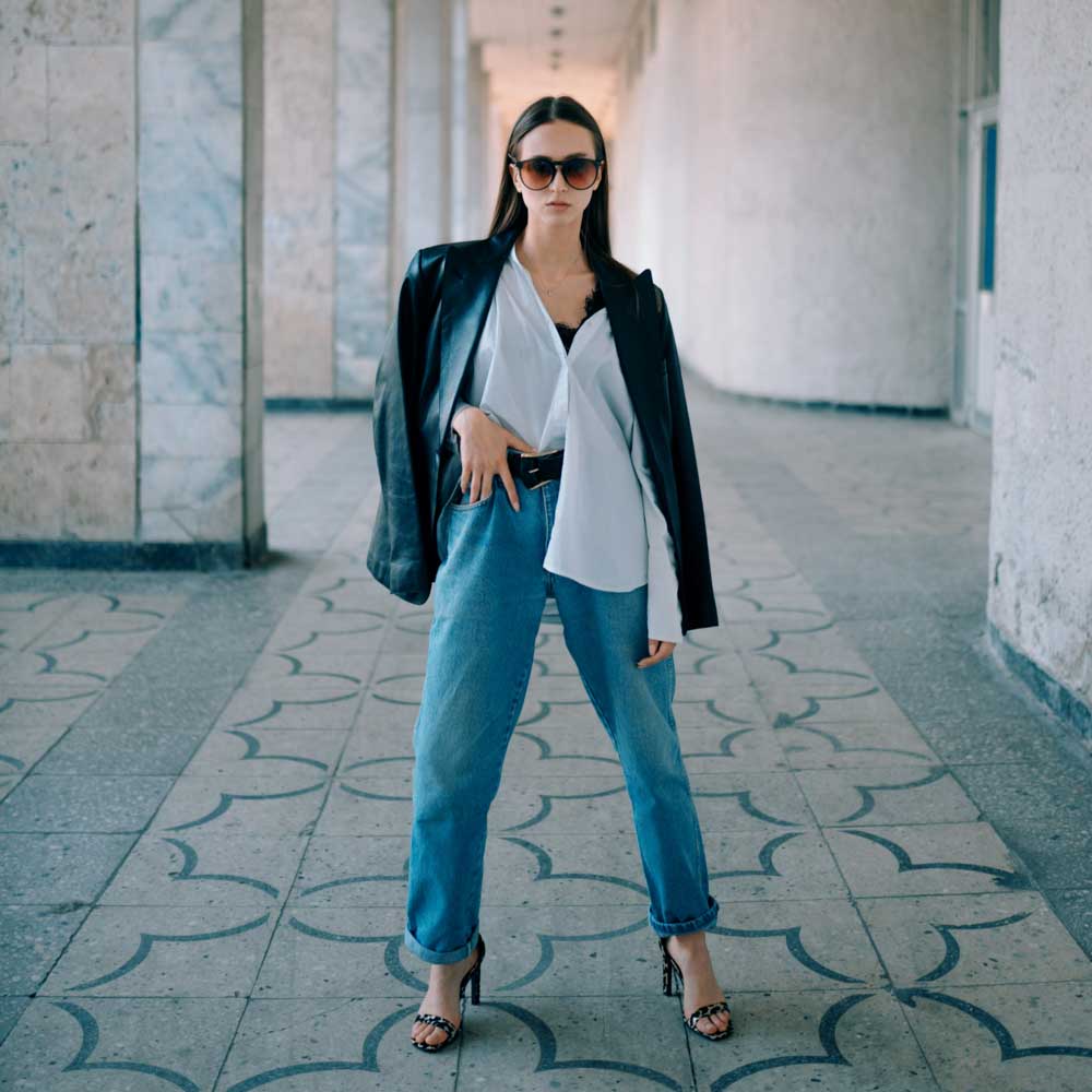 Sunglasses that are suitable for dressing up or dressing down